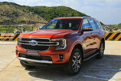 Ford Everest Ambiente 2.0L Turbo 2024